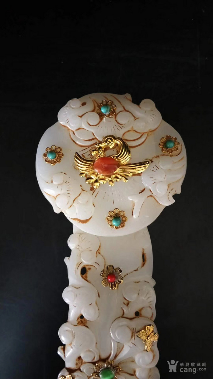 华夏古玩城 玉器 和田 > 清代镶嵌和田玉宝石如意摆件.