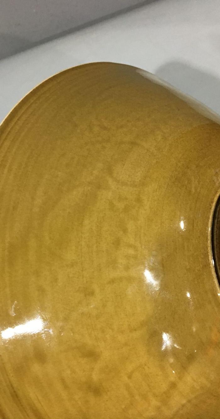 华夏古玩城 瓷器 高古 > 黄釉刻花定窑碗 年代:宋代 艺术类别:单色釉