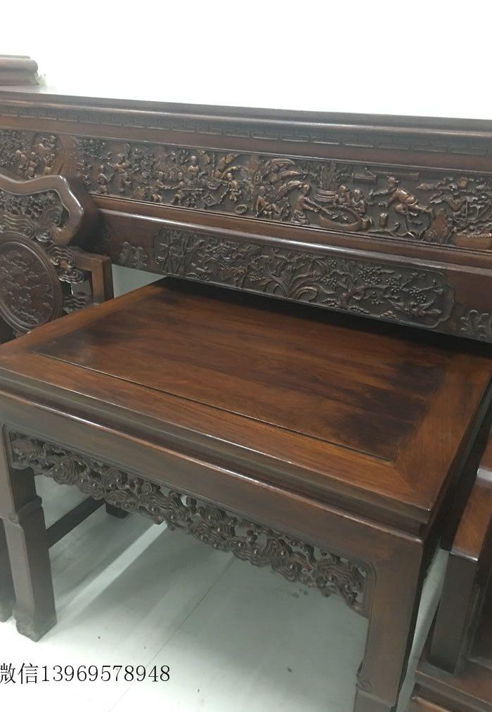 华夏古玩城 木器 黄花梨 > 清代黄花梨八仙桌 年代:清 表现形式:家具