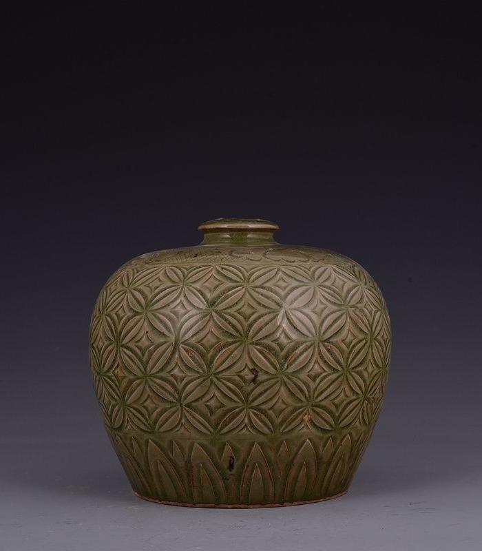 耀州窑金钱纹梅瓶