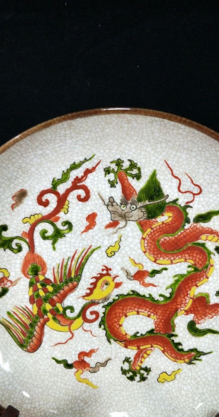 明代五彩开片龙凤盘