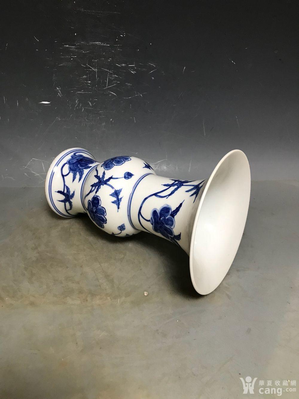 明成化青花秋葵纹花觚
