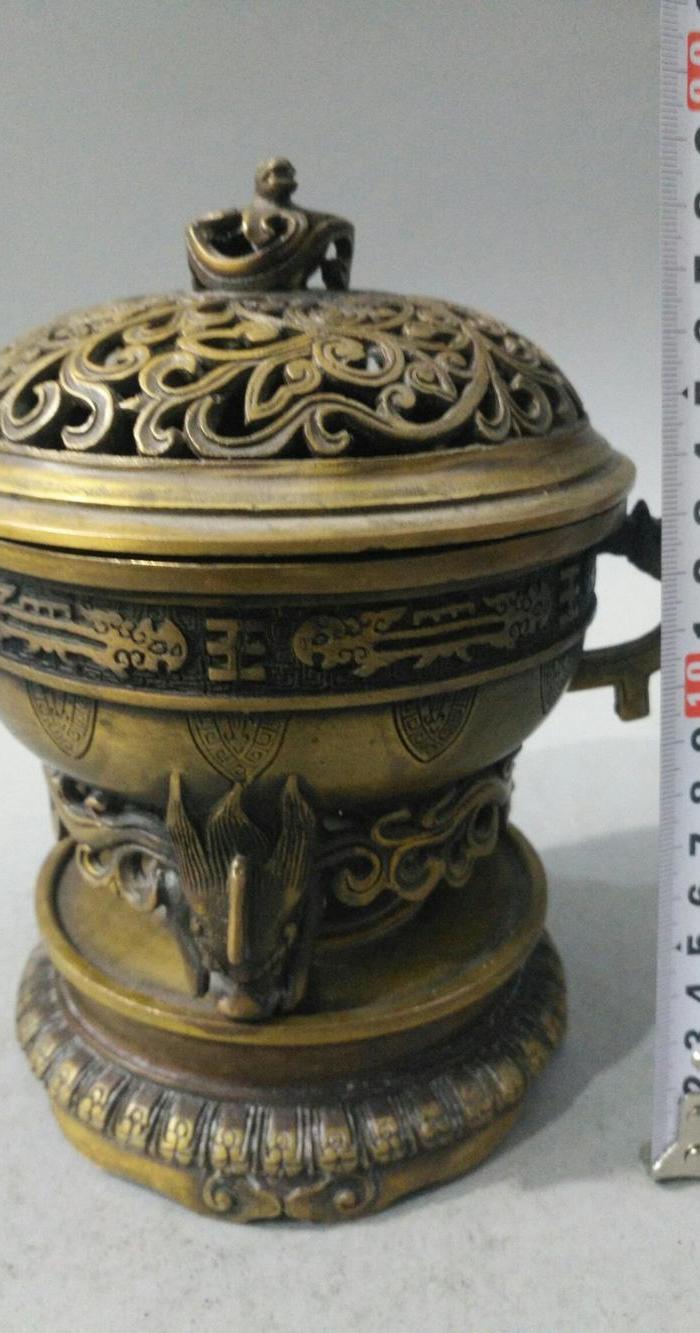 旧藏大明宣德年制lao黄铜 龙纹熏香炉 一件