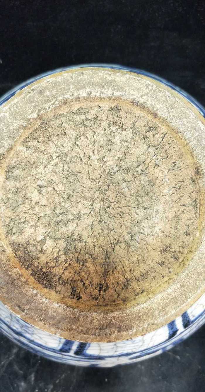 华夏古玩城 瓷器 其它 > 元青花开片萧何追韩信罐