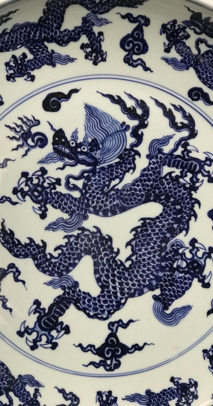 明宣德青花五龙纹如意盘8.6 45