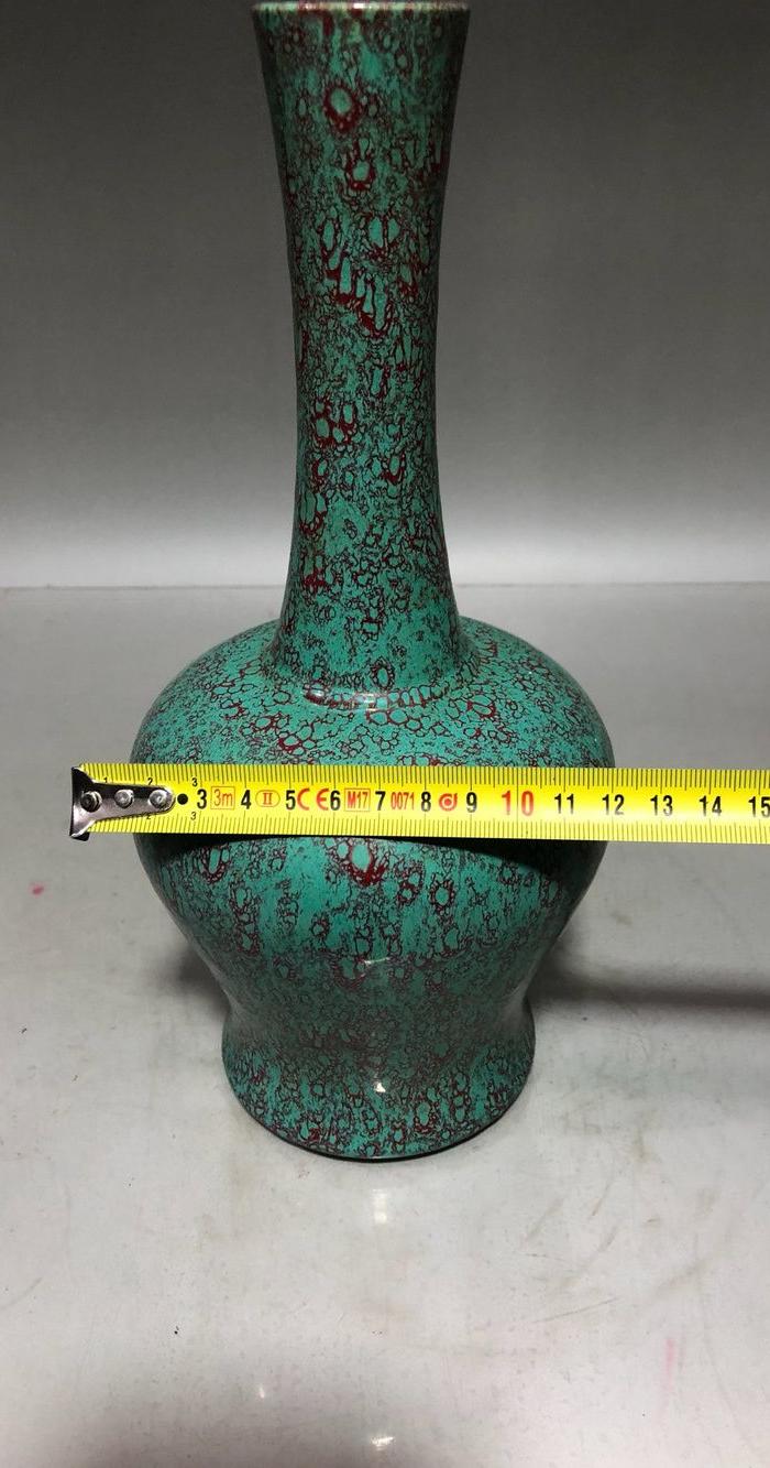 q代乾隆炉钧釉赏瓶