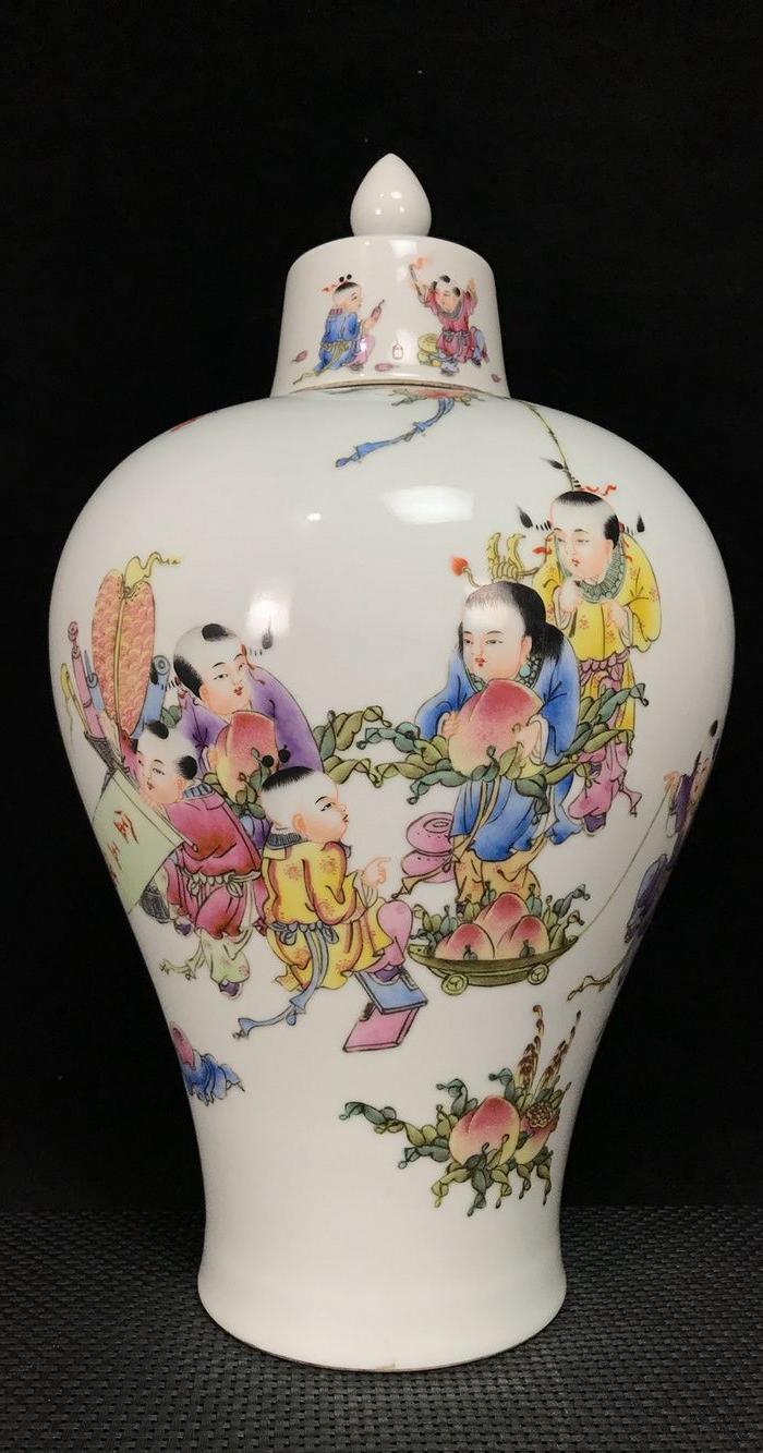 华夏古玩城 瓷器 其它 > 清乾隆粉彩金玉满堂婴戏图梅瓶.规格42 25