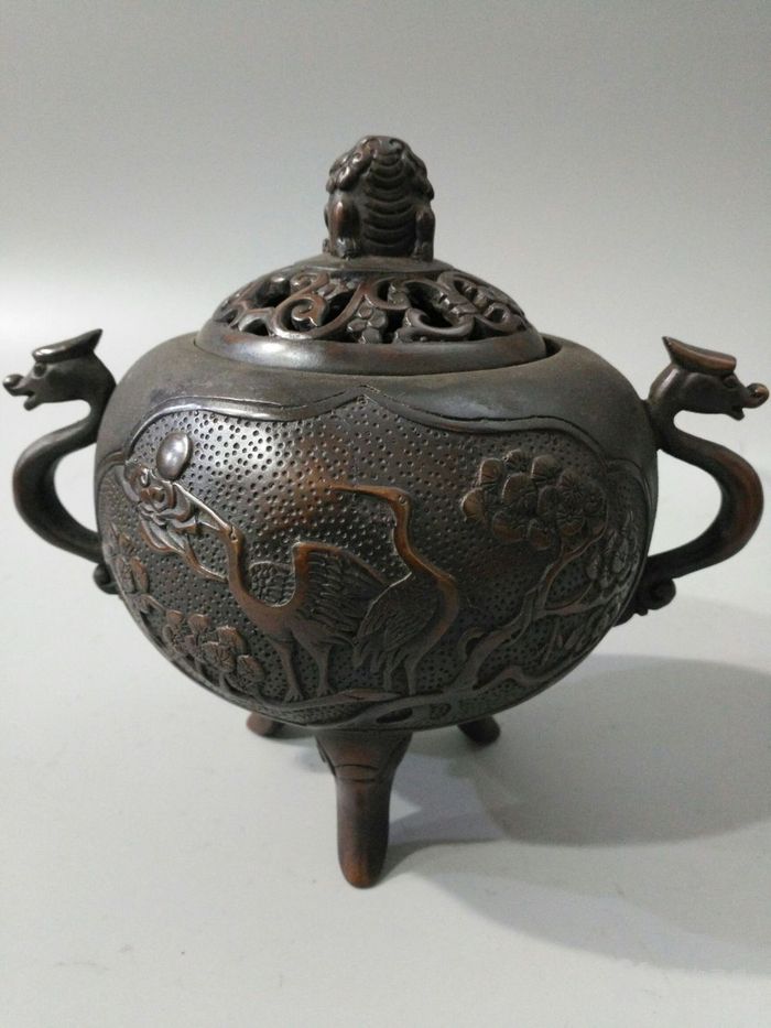 红铜云谷款 松he同春 熏香炉一件