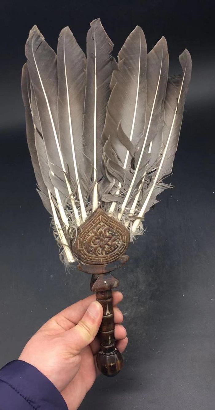 清代老黄杨木把鹅毛扇