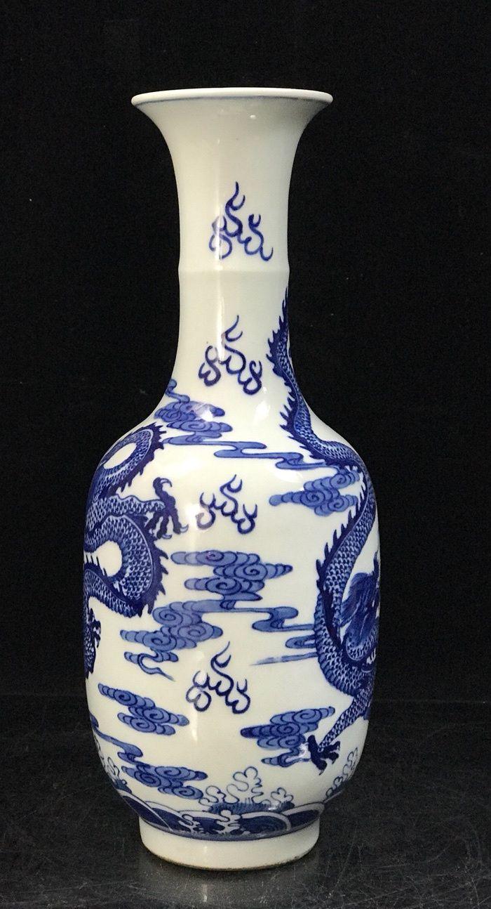 清康熙青花龙纹瓶 31 12