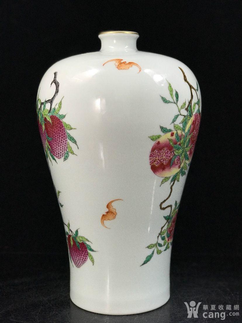 清雍正粉彩三果纹梅瓶 33 19