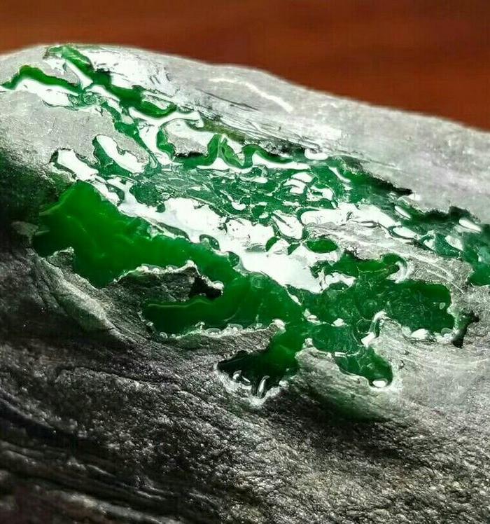 帝王绿翡翠原石