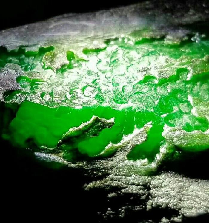 帝王绿翡翠原石