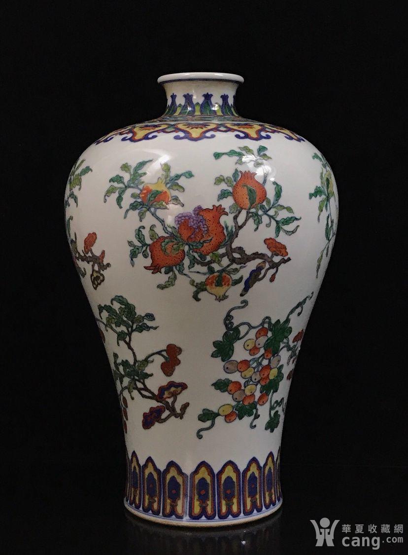 清雍正斗彩花果纹梅瓶