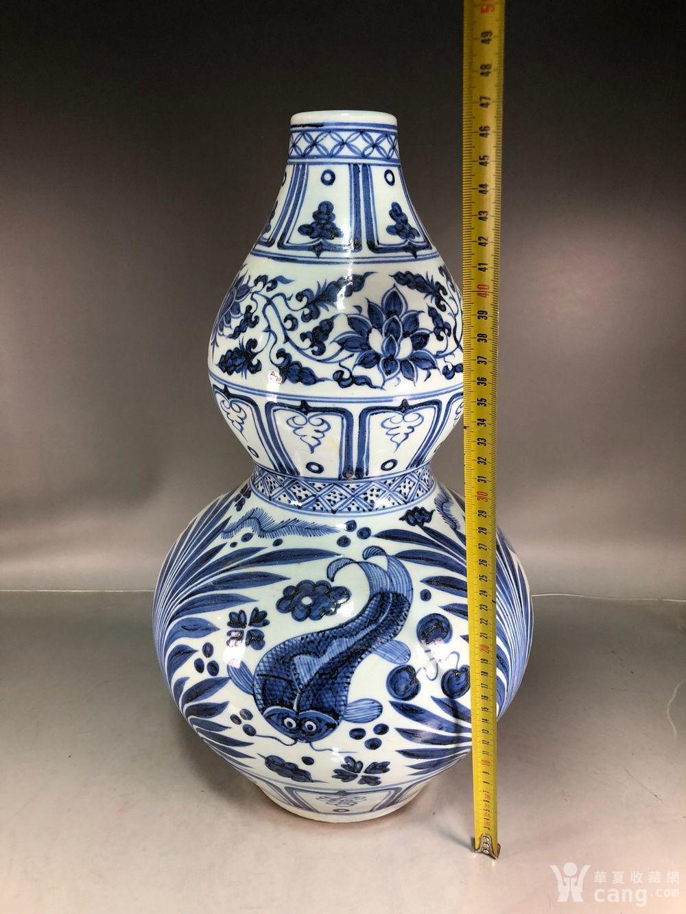 元代博陵第青花鱼藻纹葫芦瓶