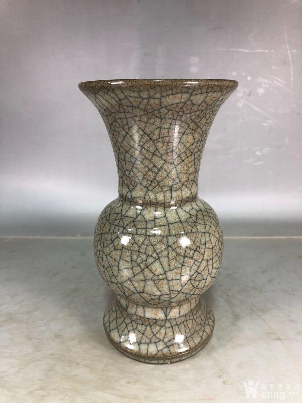 s代哥窑开片花觚