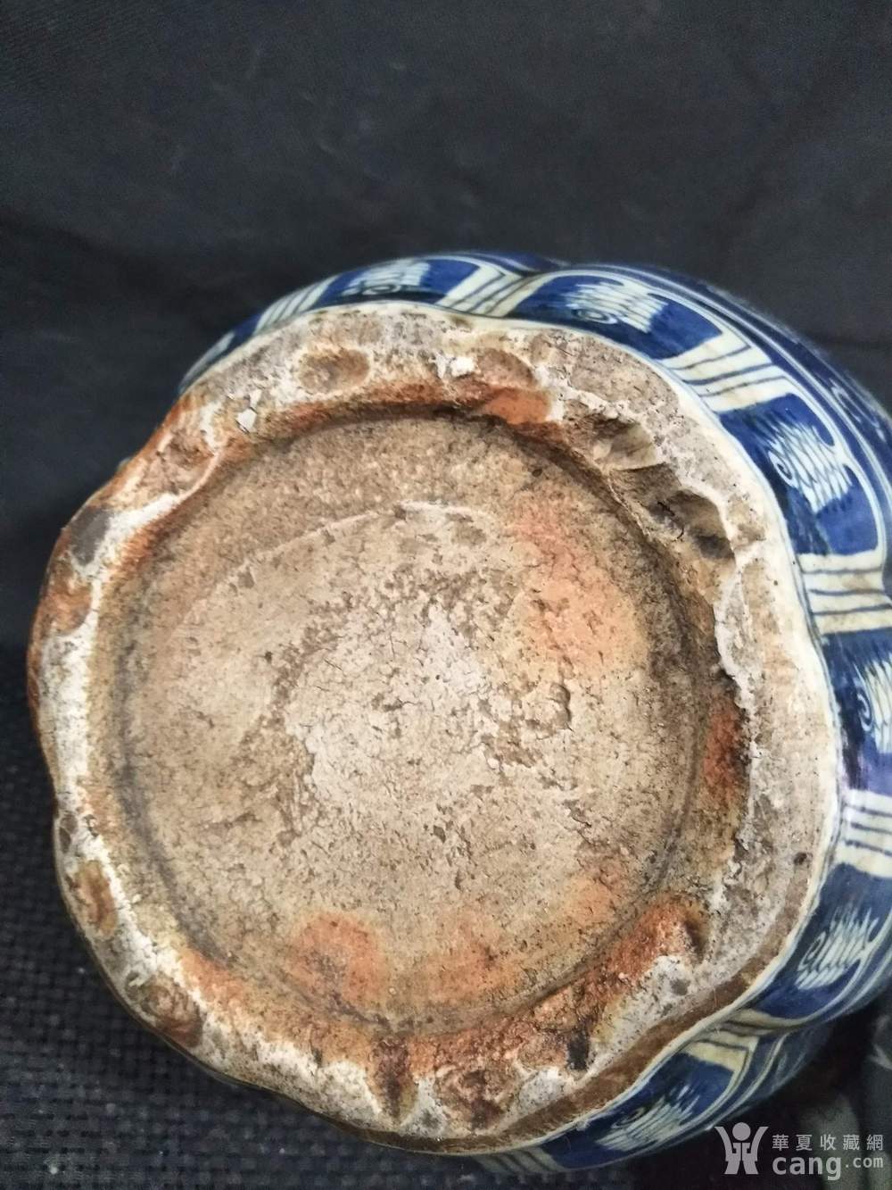 大明嘉靖年制手绘青花人物罐子