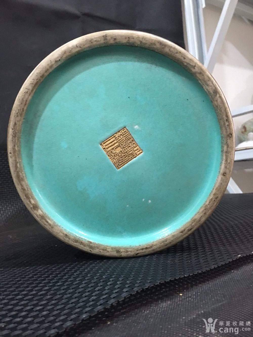 官窑大清乾隆年制,高浮雕手绘龙凤瓶