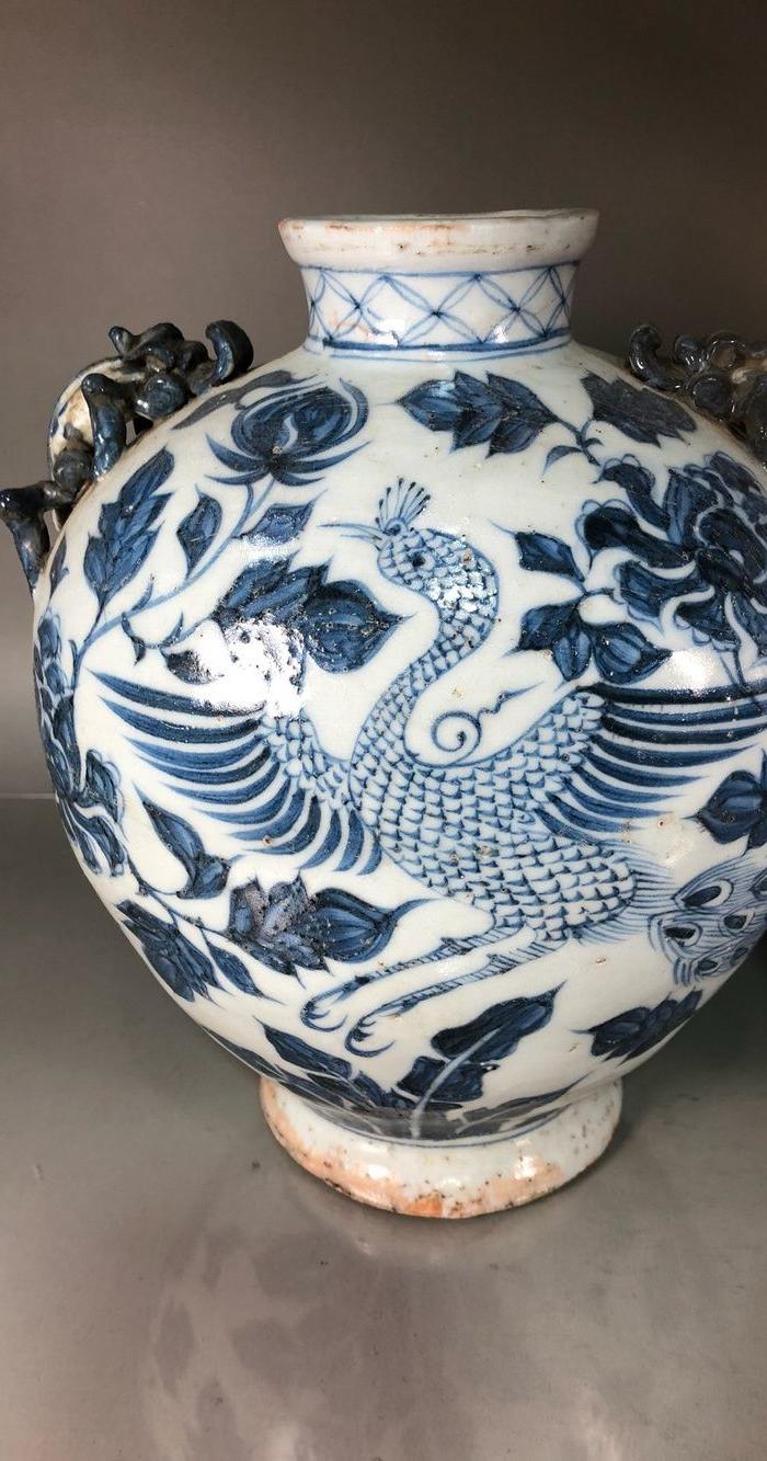 华夏古玩城 瓷器 其它 > 元代青花凤纹双耳扁瓶