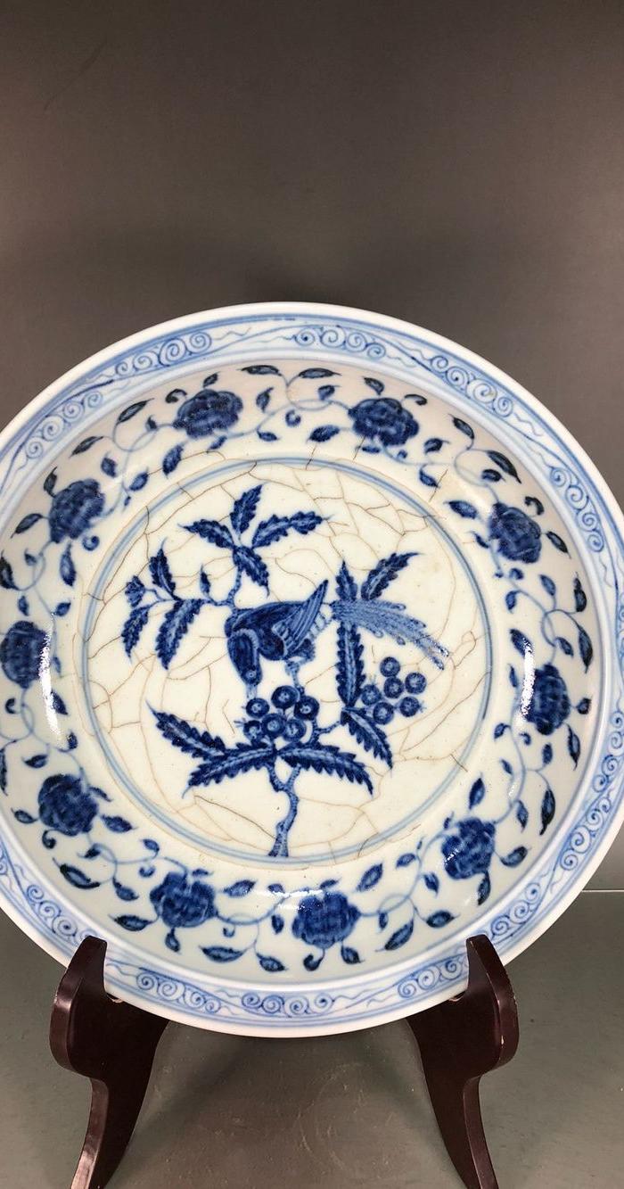 元代青花开片鸟食图盘