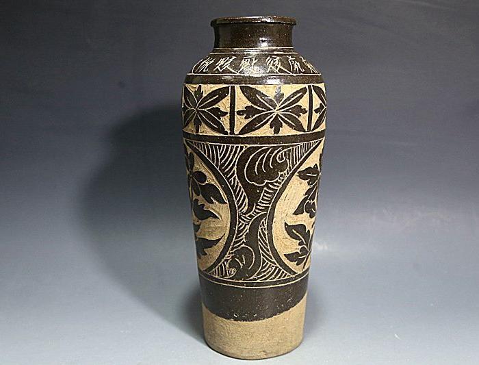 西夏. 灵武窑黑釉剔花带文字经瓶_华夏古玩城_华夏收藏网