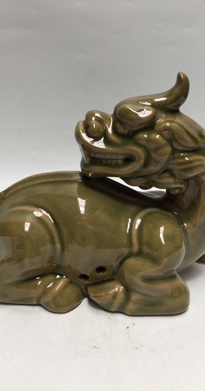 宋 上虞窑青瓷瑞兽