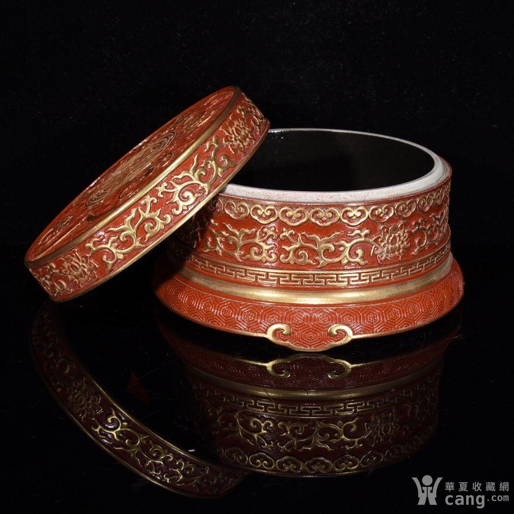 清乾隆shanhu红鎏金五福捧寿纹胭脂盒