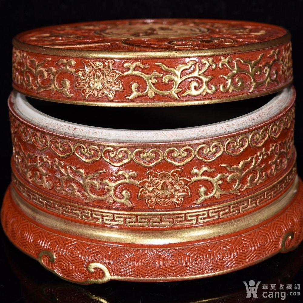 清乾隆shanhu红鎏金五福捧寿纹胭脂盒