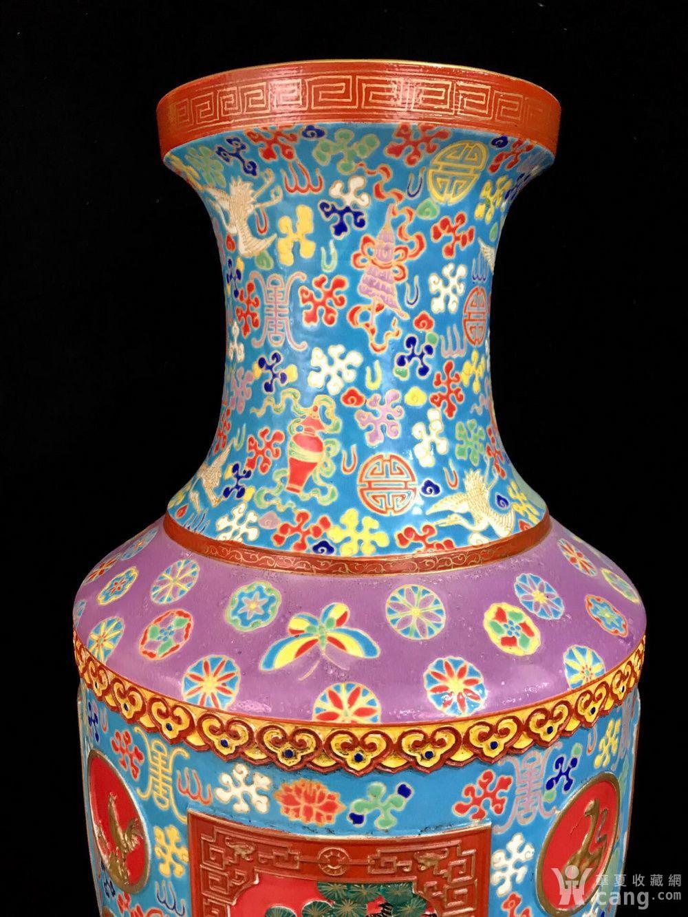 zhen金珐琅彩浮雕人物故事纹瓶