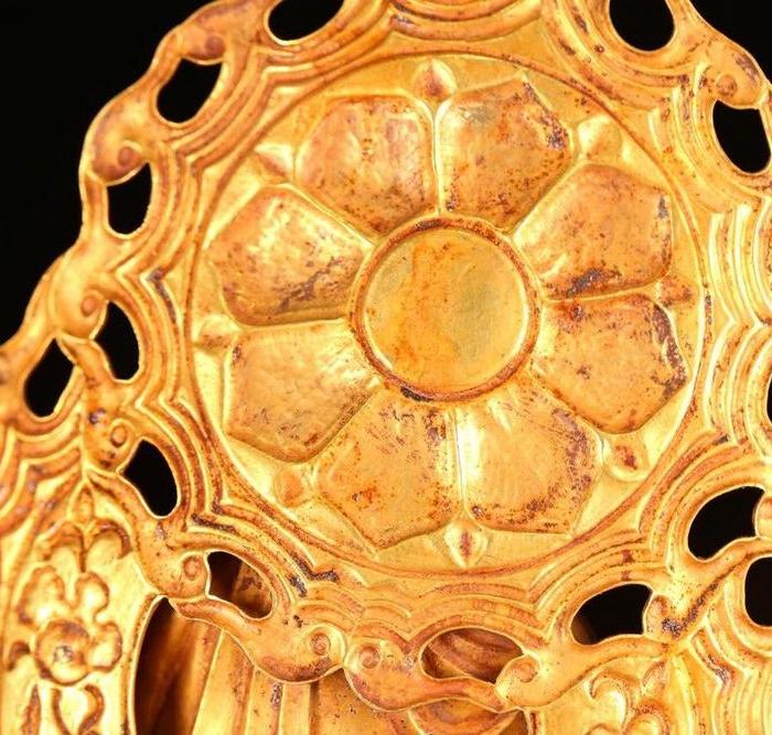 收藏* 清代 金器 释伽牟尼金佛像